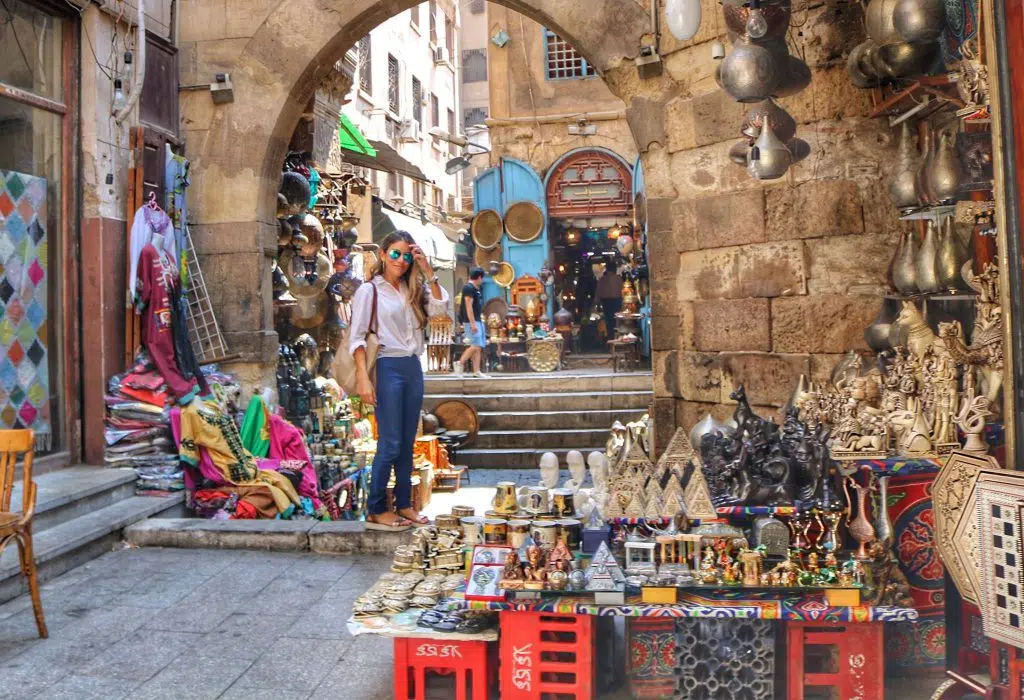 {"en":"Khan El Khalili"}