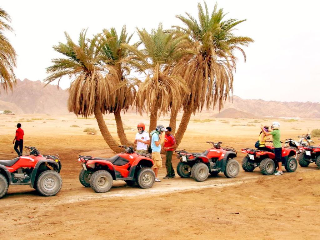 {"en":"Safari Hurghada trip"}