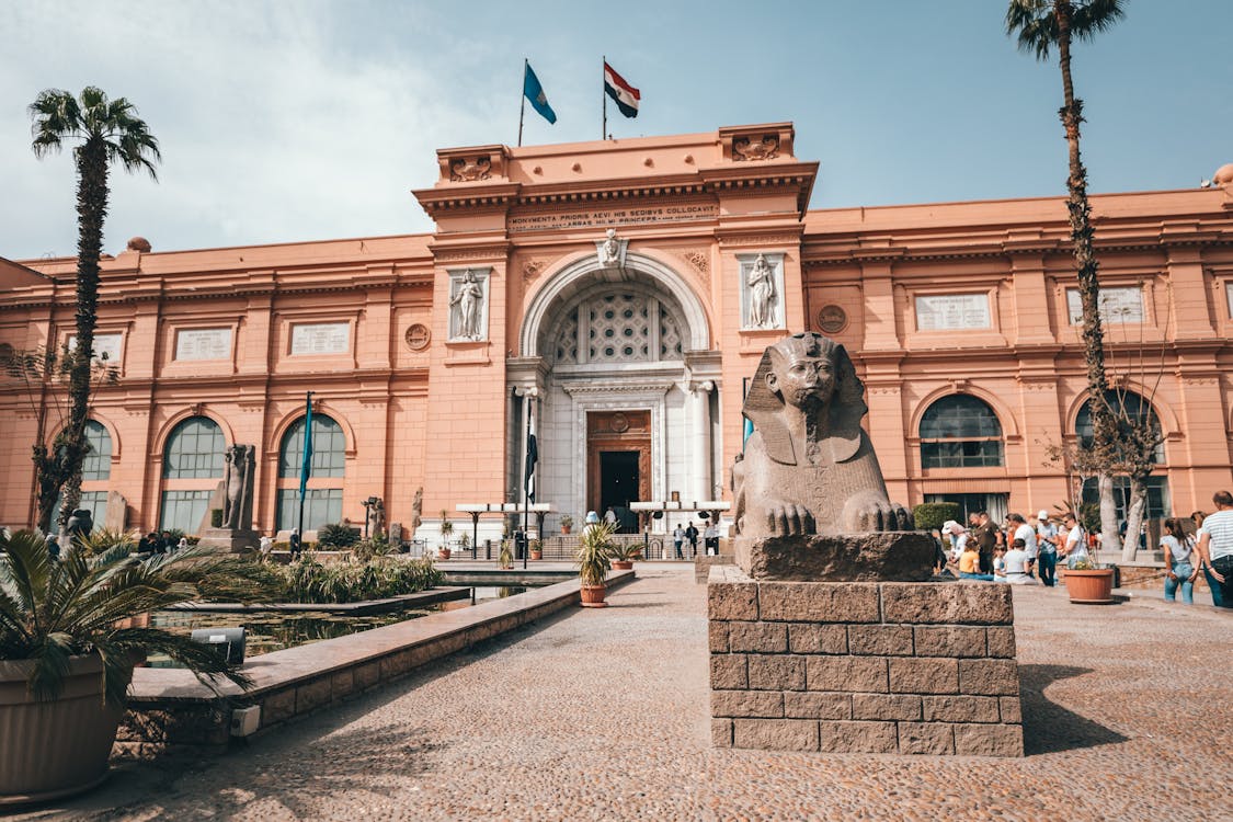 {"en":"egyptian museum"}