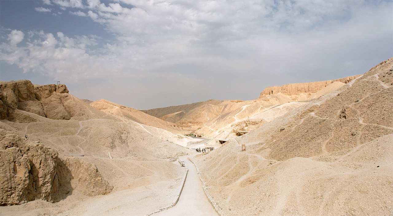 {"en":"Wadi Melouk, Memnon & Hatchebsot"}