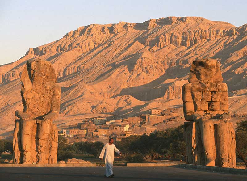 {"en":"Wadi Melouk, Memnon & Hatchebsot"}