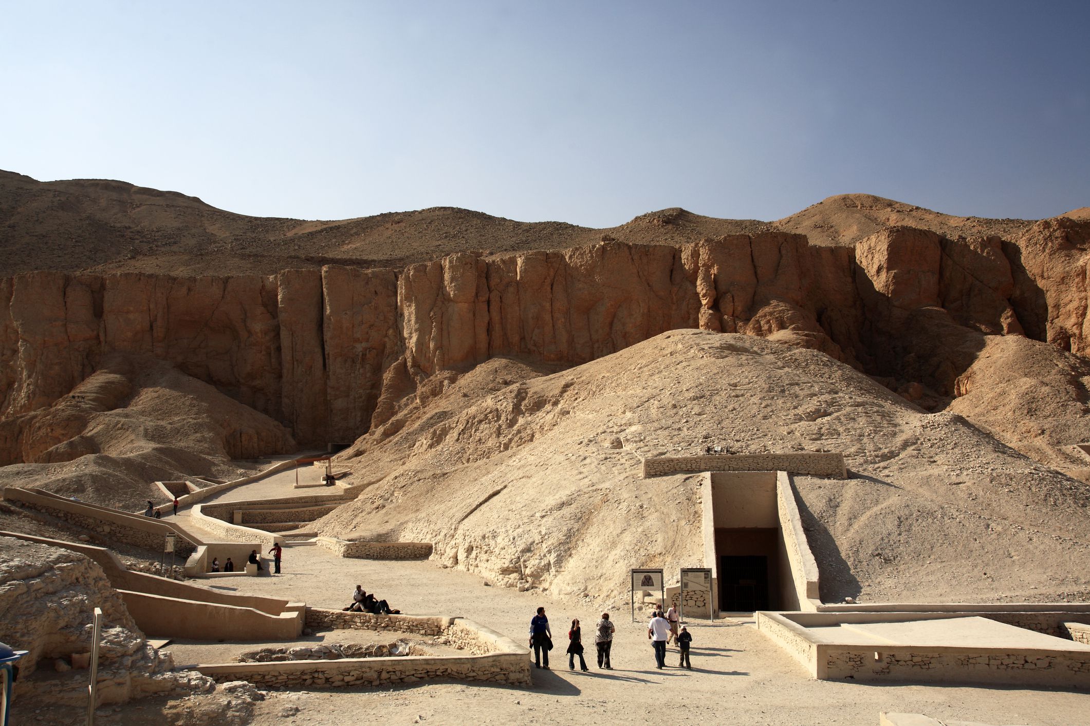 {"en":"5 Day Private Family Tour in Cairo, Luxor and Hurghada"}