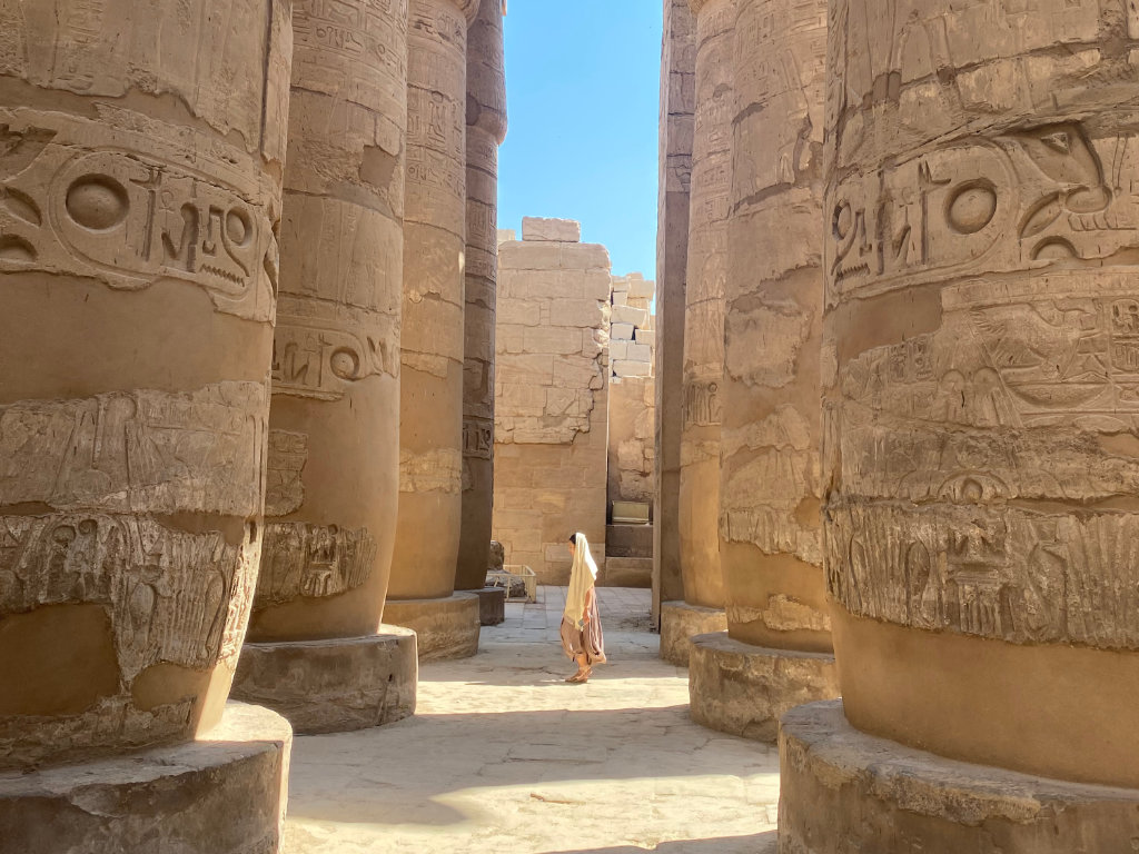 {"en":"karnak temple"}