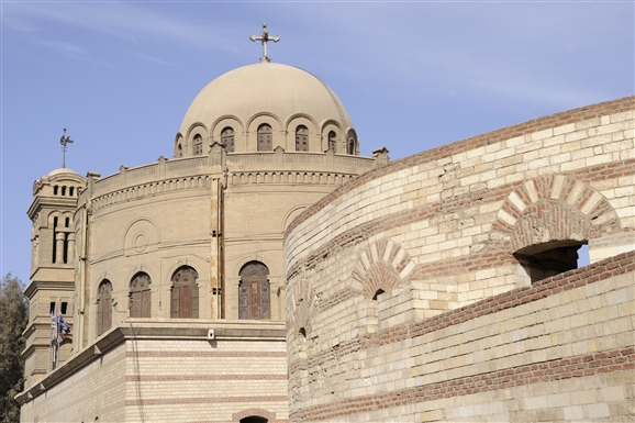 {"en":"Coptic cairo Hanging Church"}