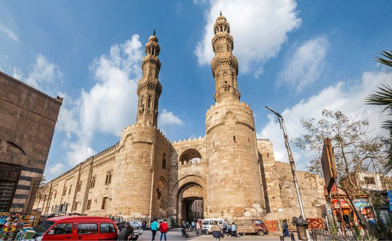 {"en":"Coptic and Islamic Cairo Tour"}