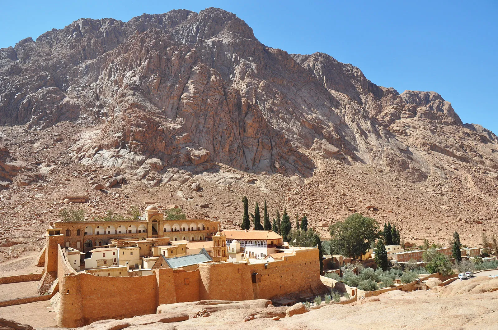 {"en":"Saint Catherine Monastery"}