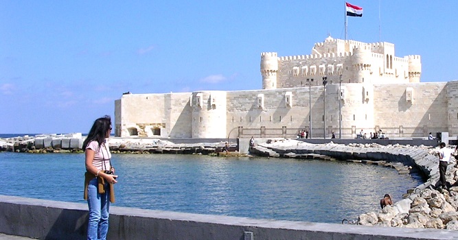 {"en":"the Citadel of Sultan Qaitbay"}