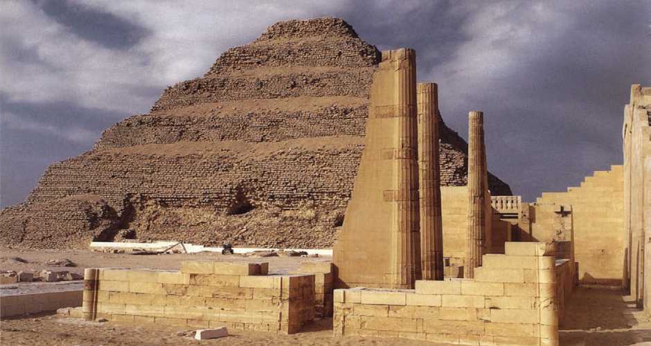 {"en":"Step Pyramid complex Djoser Egypt Saqqarah"}