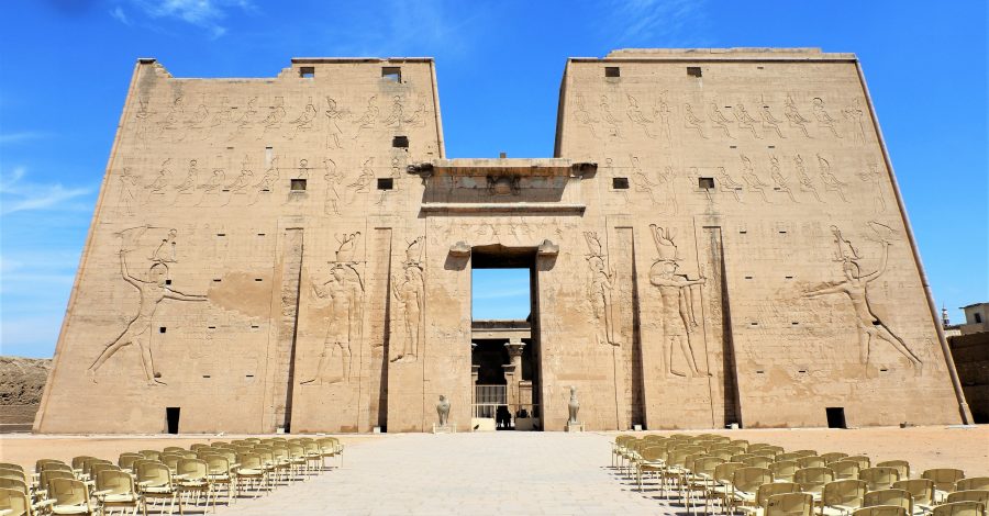 {"en":"Edfu Temple"}