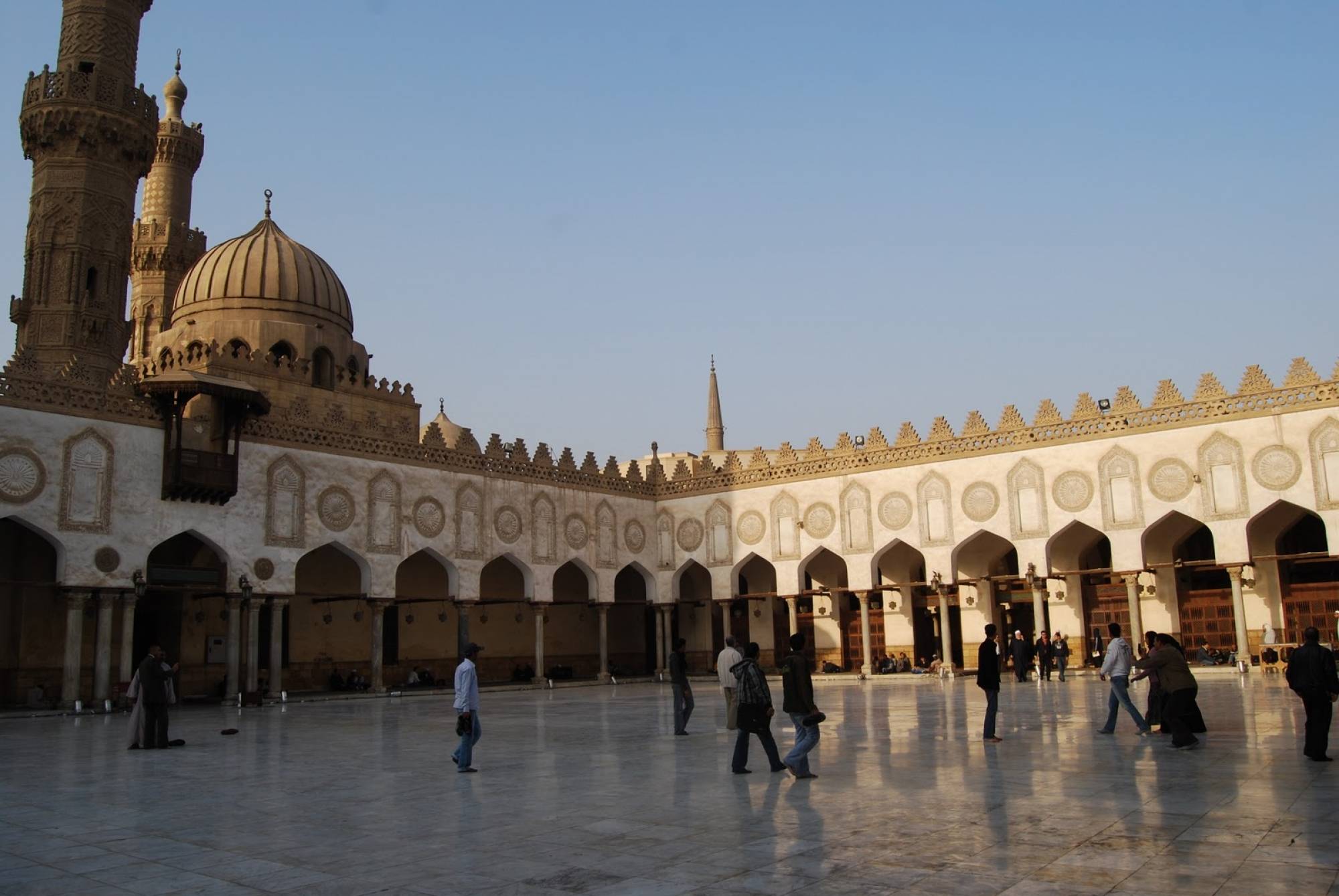 {"en":"Al Azhar Mosque"}