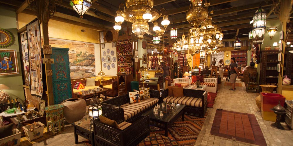 {"en":"Best Places in Khan El Khalili"}