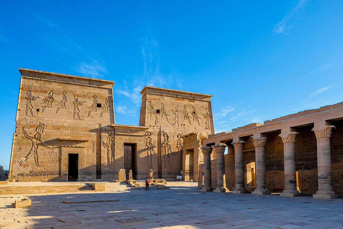 {"en":"Temple of Philae"}