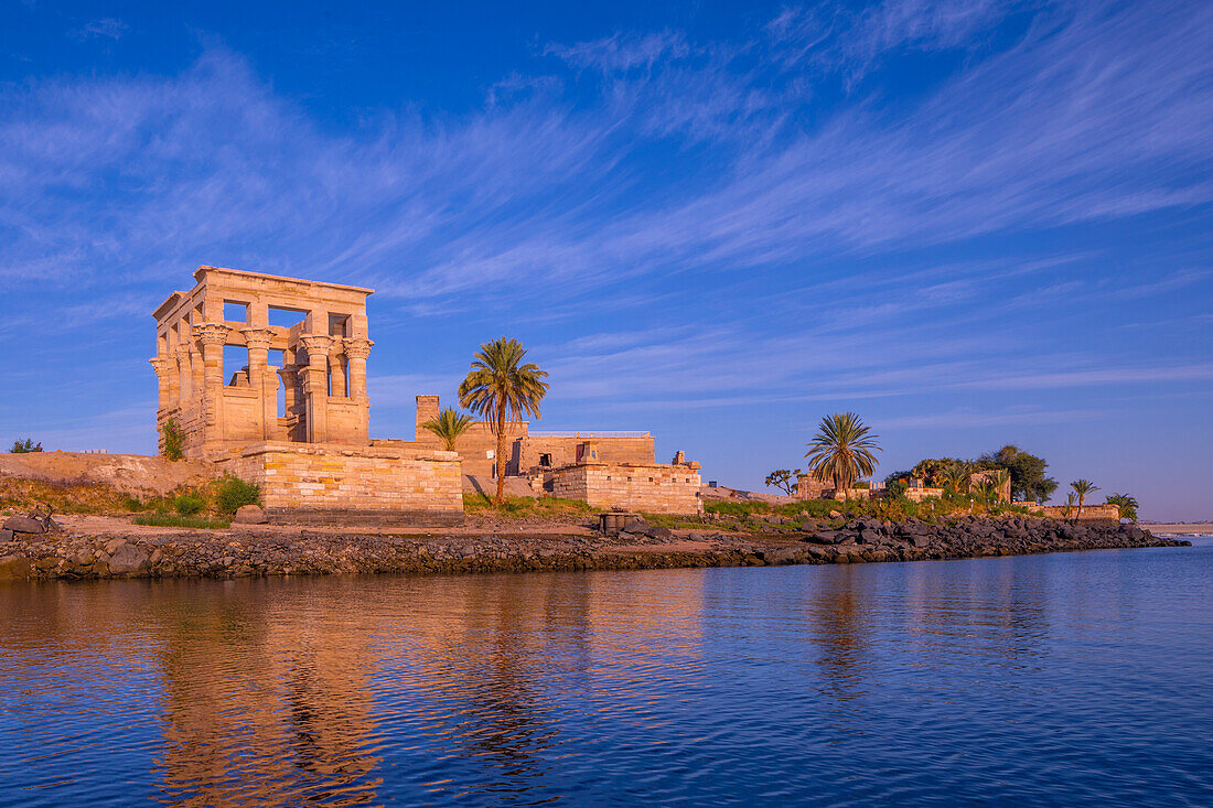 Philae temple architecture