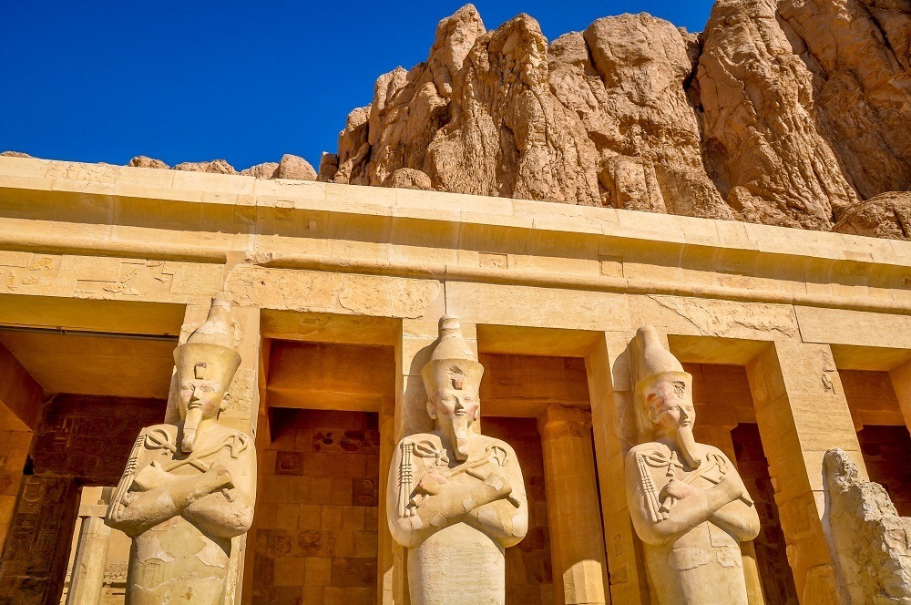 {"en":"Luxor day trip from Aswan"}