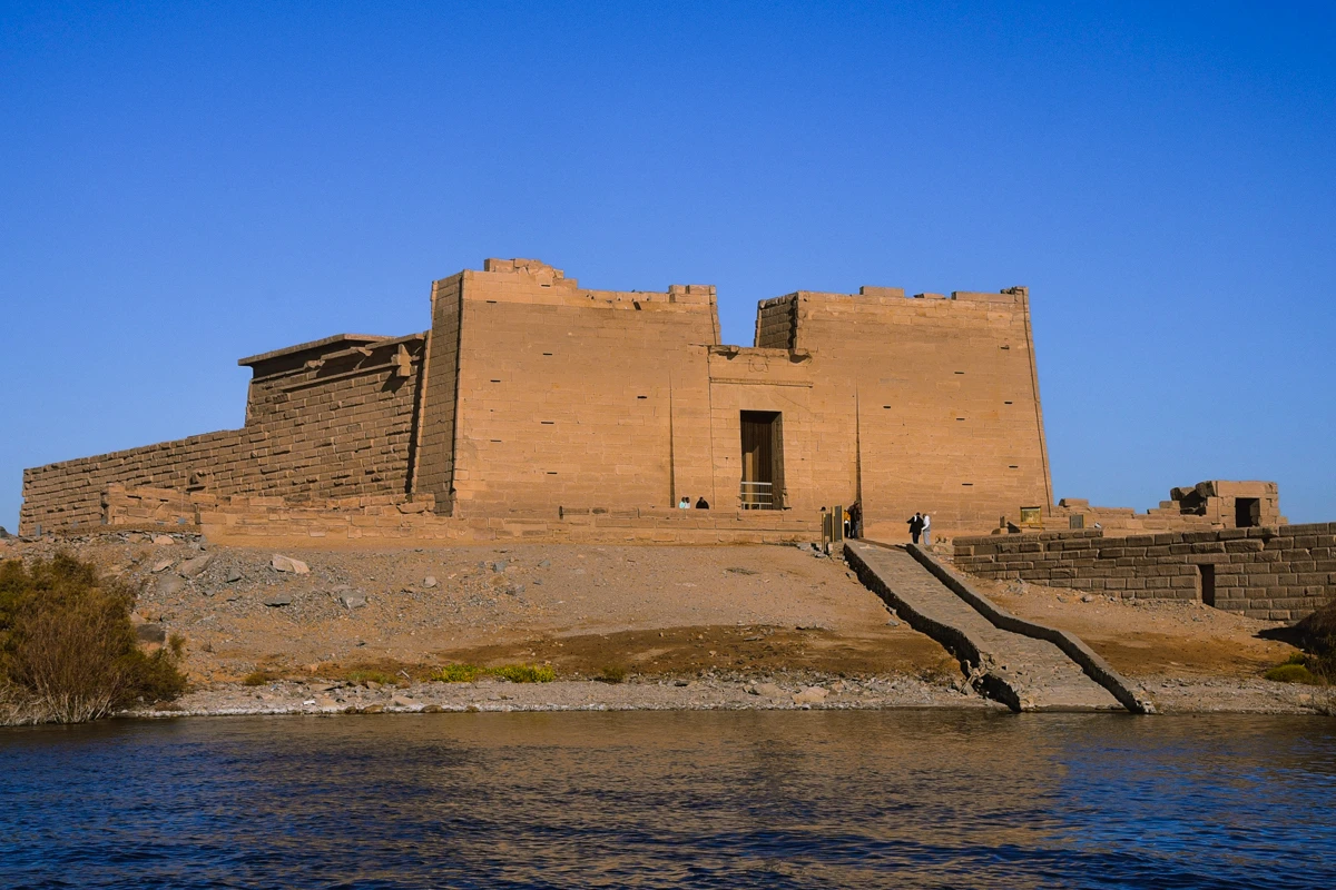 {"en":"Unique things to do in Aswan"}