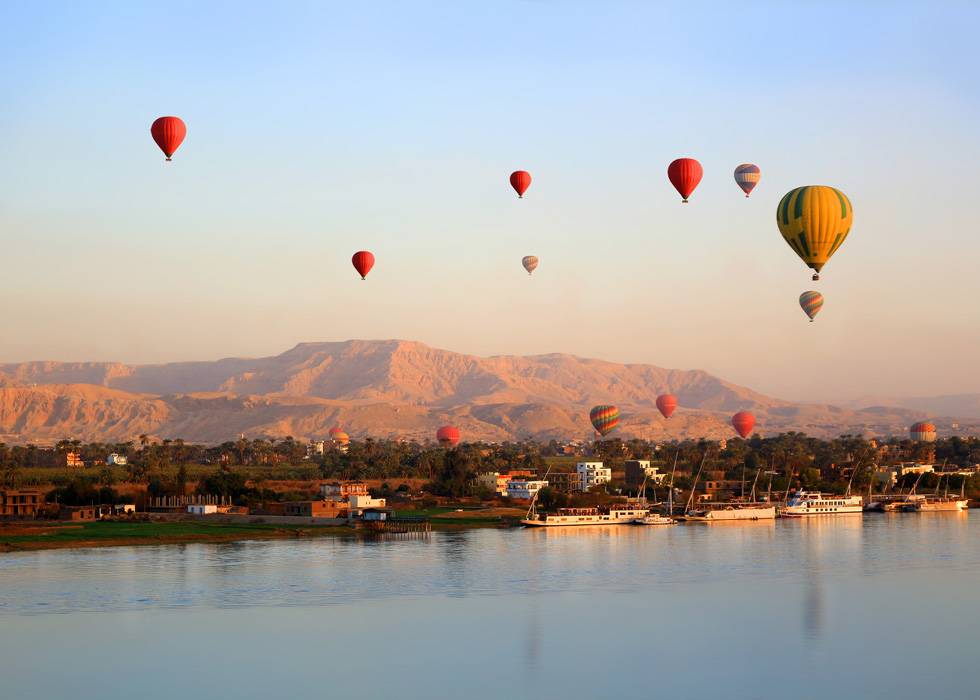 {"en":"Luxor hot air balloon ride reviews"}